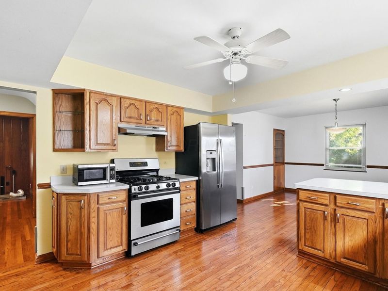 559 Enfield Road, Columbus, OH 43209 Photo 11