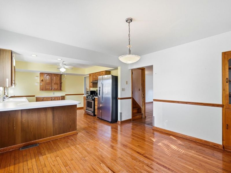559 Enfield Road, Columbus, OH 43209 Photo 14