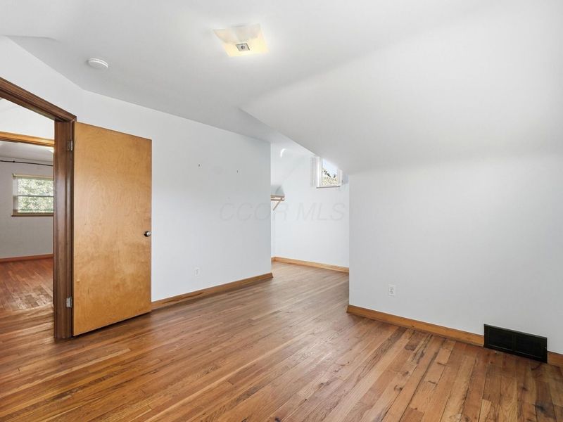 559 Enfield Road, Columbus, OH 43209 Photo 23