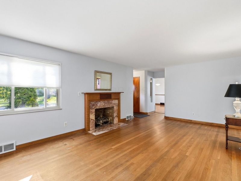 559 Enfield Road, Columbus, OH 43209 Photo 7