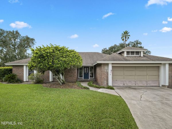 9088 COTSWOLD Way, Jacksonville, FL 32257