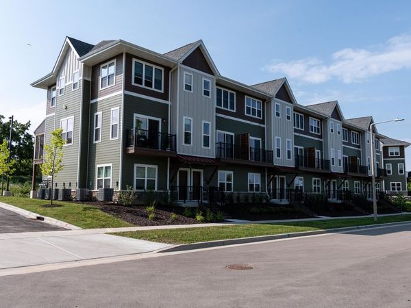 2674 Notre Dame Drive, Unit 702, Madison, WI 53711