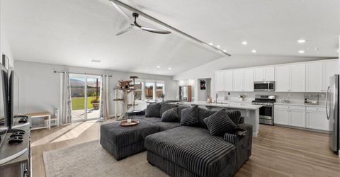 738 Hallow Pointe Drive, Spanish Springs, NV 89441 Photo