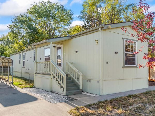 1515 NW Fir Avenue, UNIT 12, Redmond, OR 97756