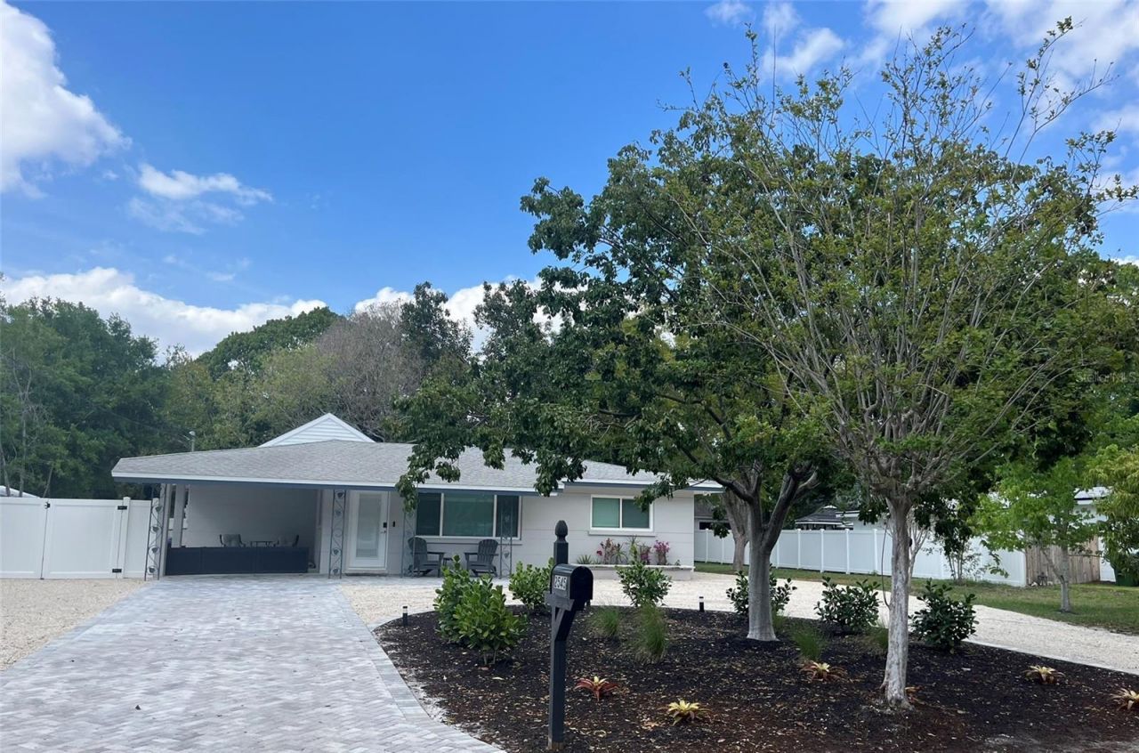 2545 Browning Street , Sarasota, FL 34237 Photo