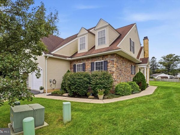 99 WAYNEBROOK DRIVE , HONEY BROOK, PA 19344