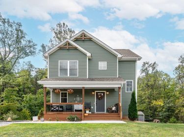 225 Ridge Street, Madison Heights, VA 24572