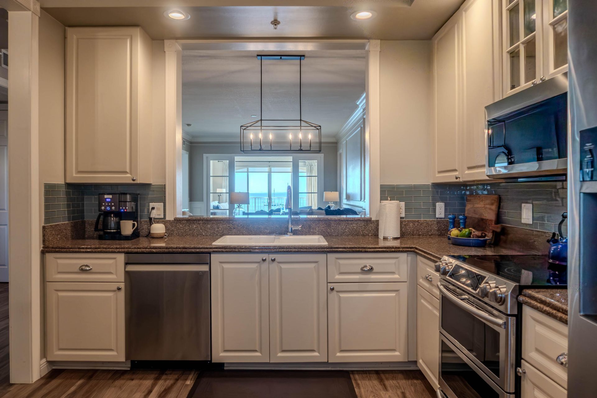 30 Harbour Isle Drive W, Unit 305, Fort Pierce, FL 34949 Photo