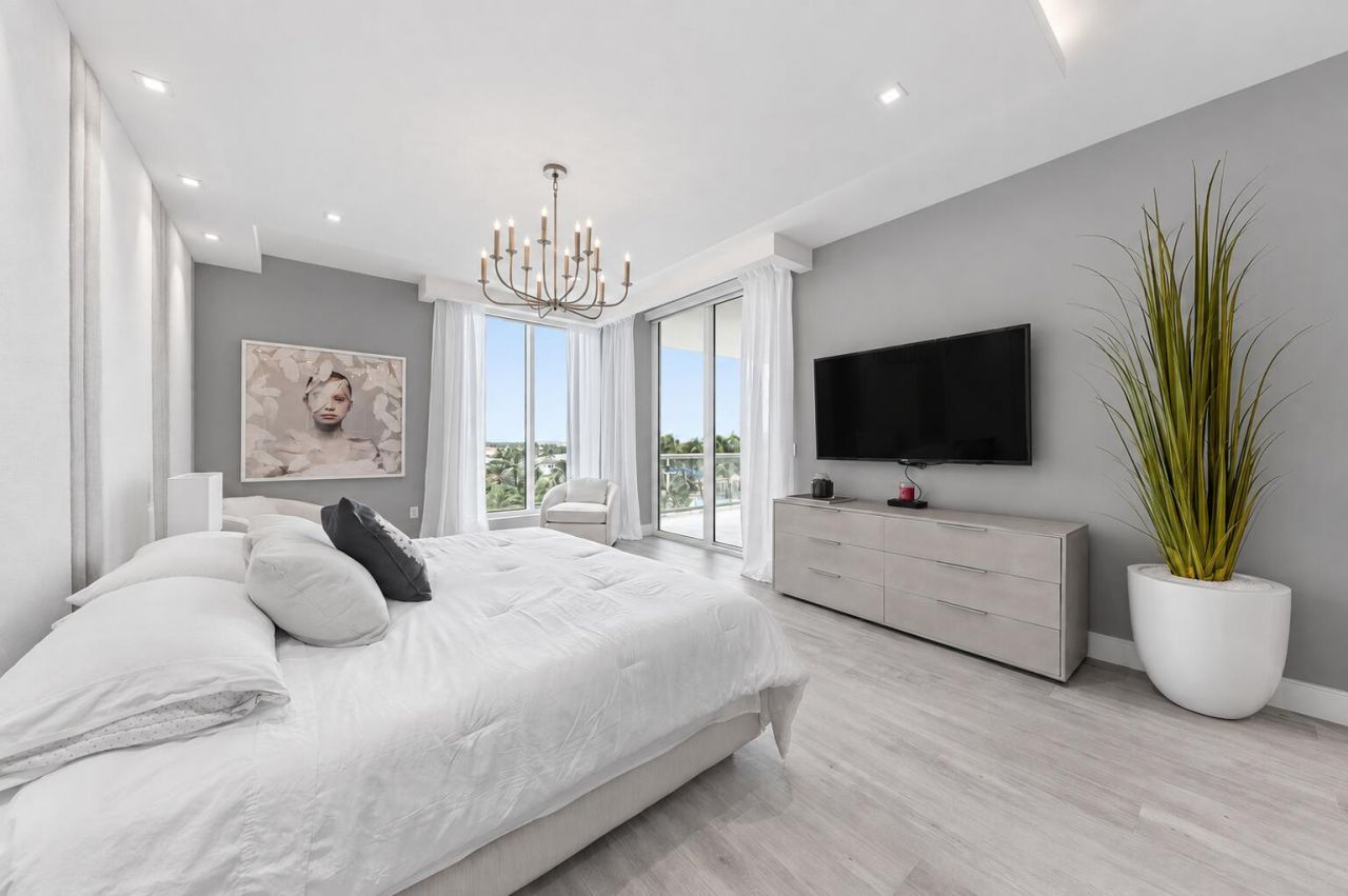 3730 N Ocean Drive, Unit 5C, Riviera Beach, FL 33404 Photo