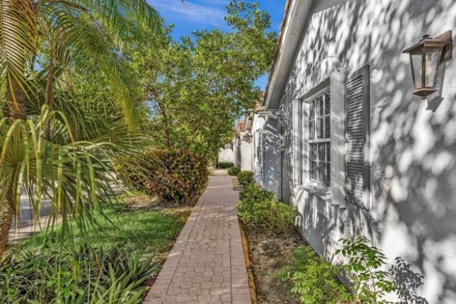 5190 Sabal Gardens Lane, Unit 6, Boca Raton, FL 33487 Photo