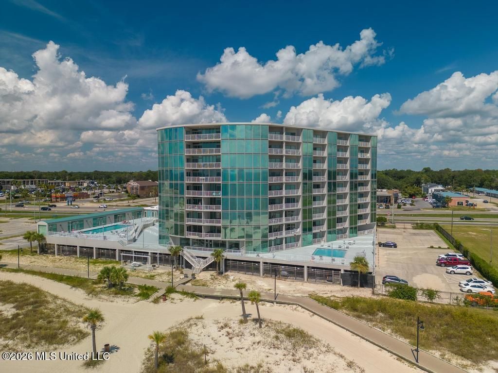 1899 Beach Boulevard, Biloxi, MS 39531 Main Photo