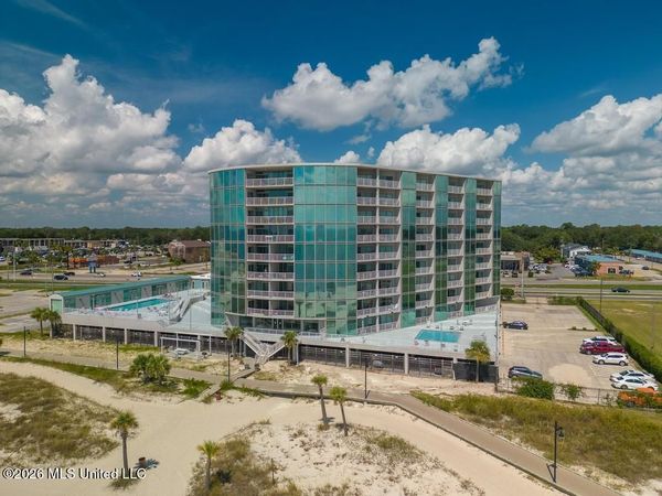 1899 Beach Boulevard, Biloxi, MS 39531