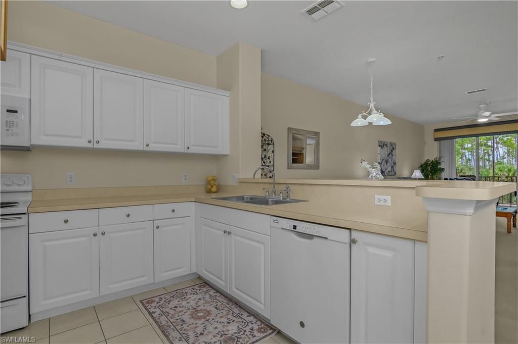 4863 Hampshire Ct, Unit 104, Naples, FL 34112 Photo