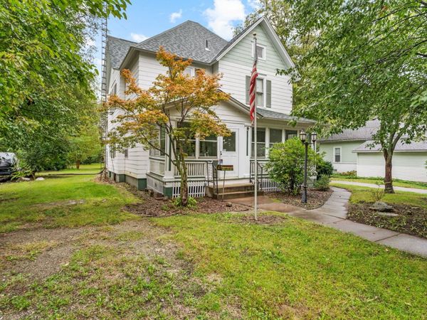 1315 Albany Street , Erie, IL 61250