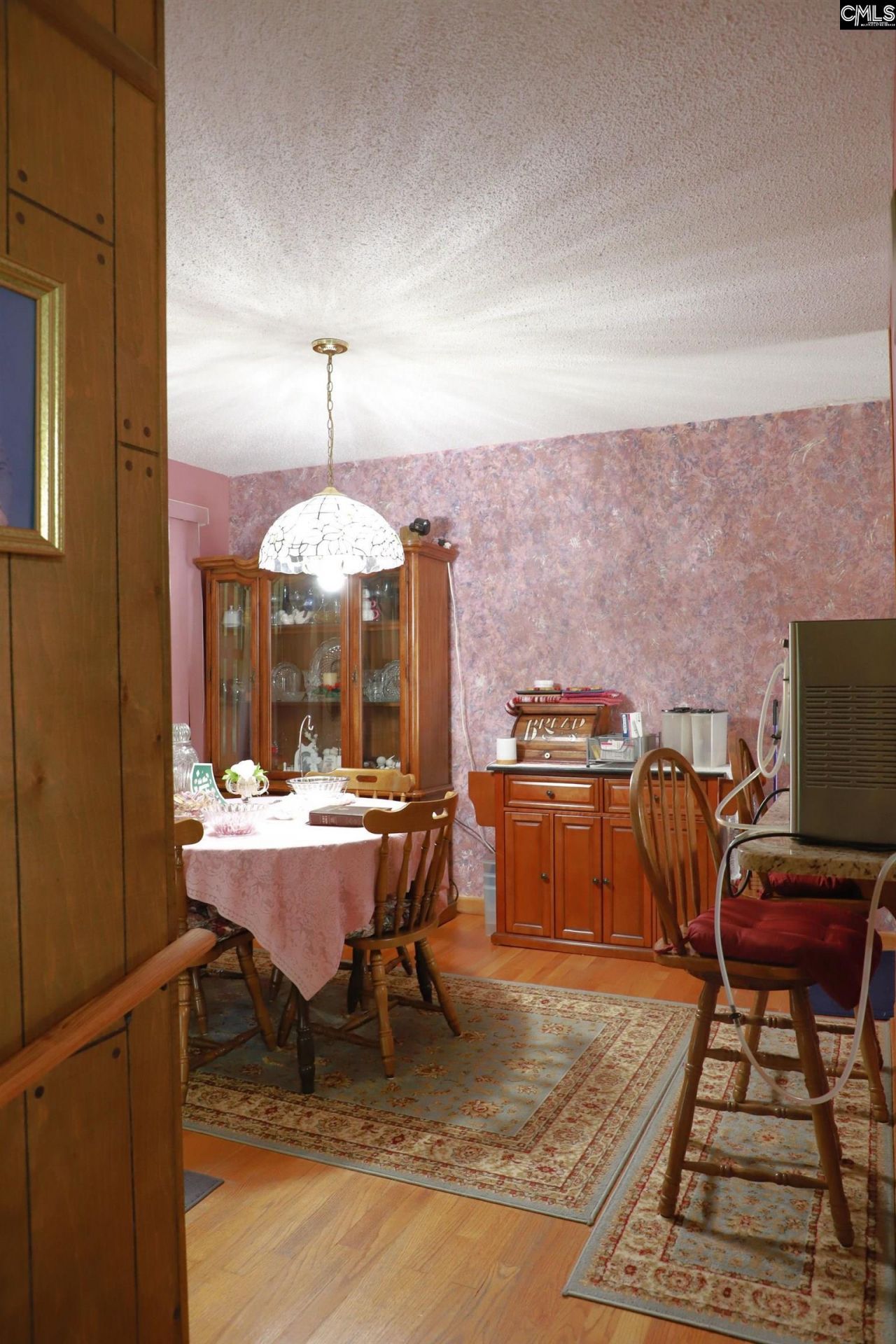 160 Kinghill Drive  Photo 11