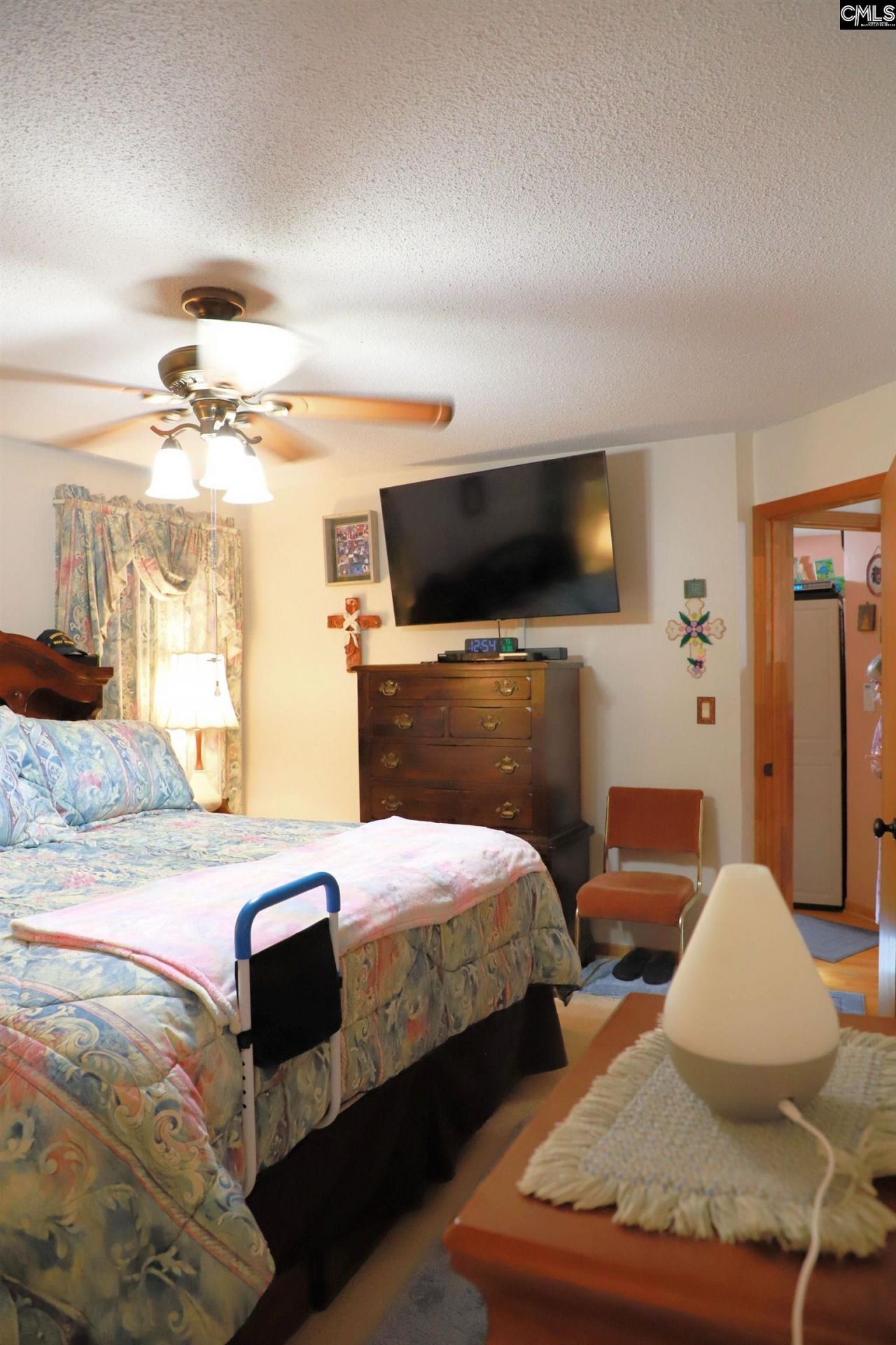 160 Kinghill Drive  Photo 15