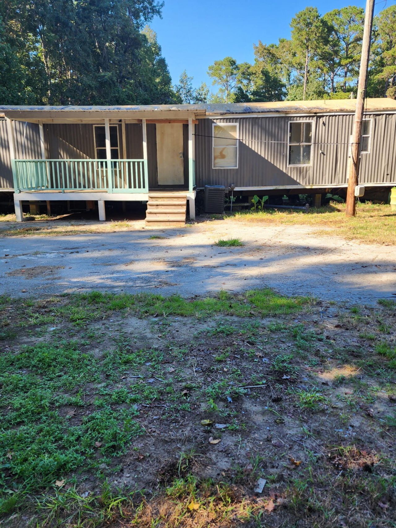 3639 Humbert Road Photo 3