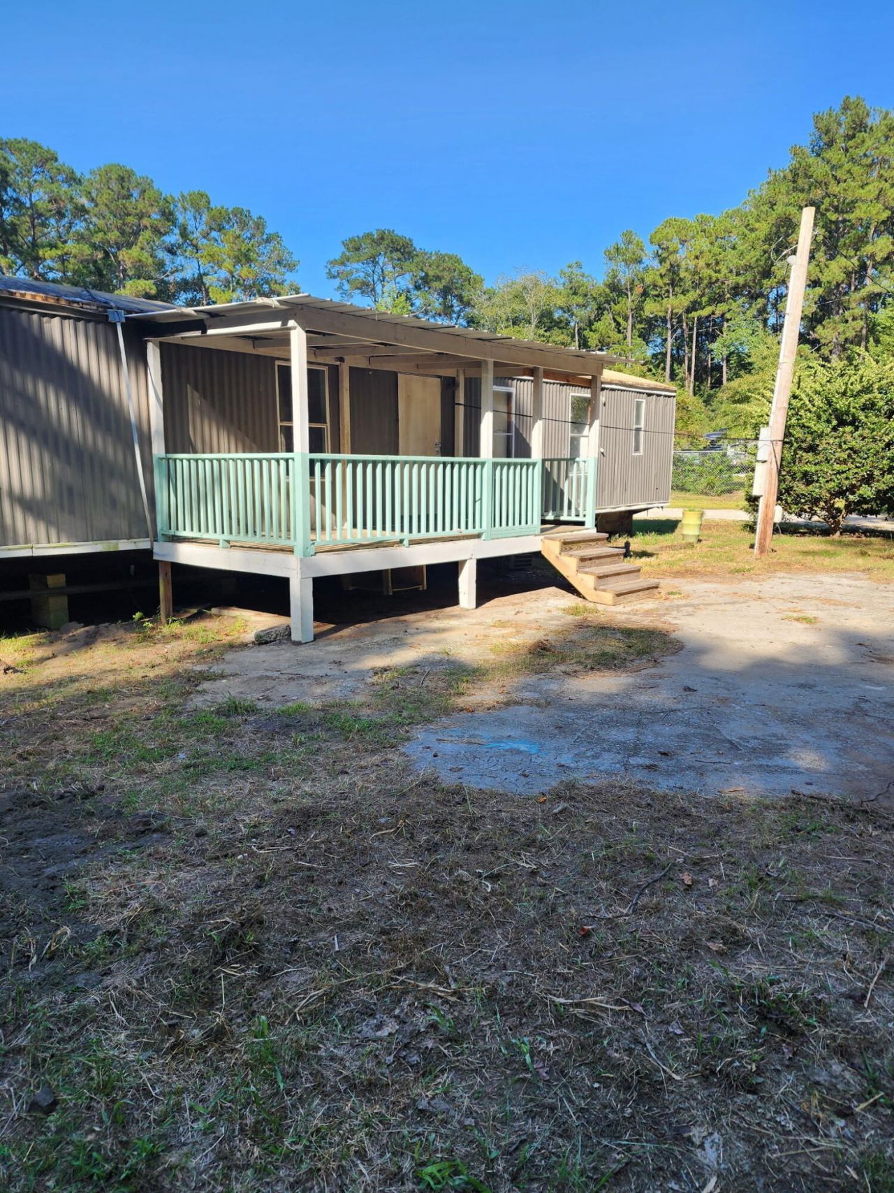 3639 Humbert Road Photo 4
