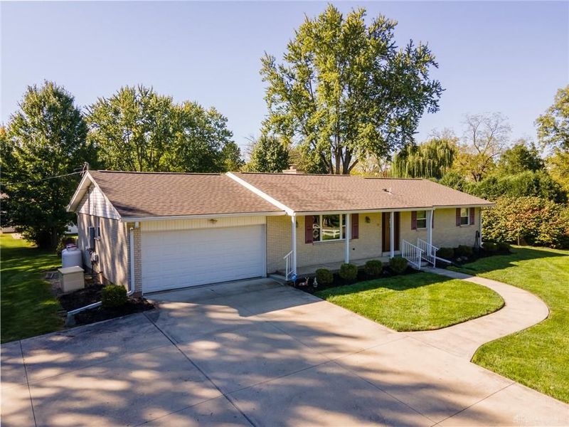 920 E Shoop Road, Tipp City, OH 45371 Photo 4