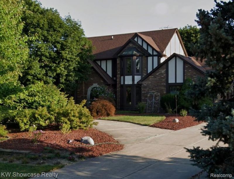 37840 Bradley Drive, Farmington Hills, Mi 48335 Main Photo