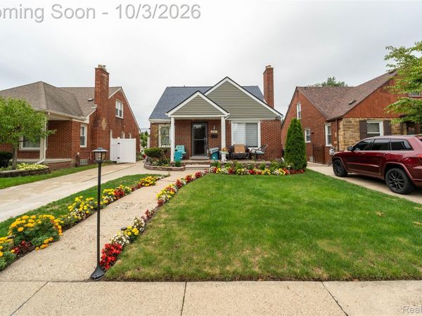 827 N Vernon Street, Dearborn, Mi 48128