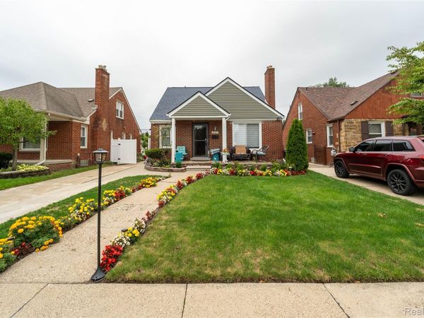 827 N Vernon Street, Dearborn, Mi 48128