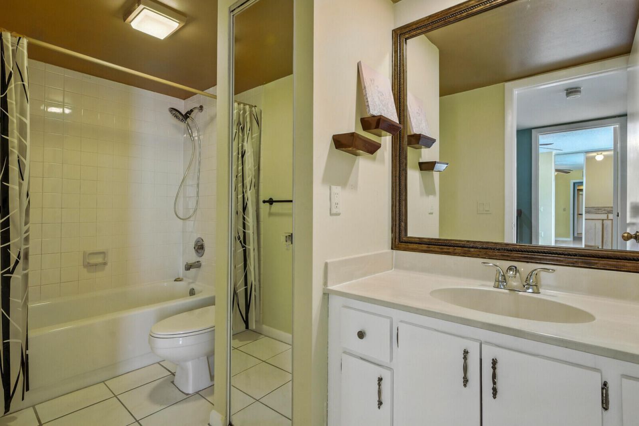 622 6th Way, West Palm Beach, FL 33407 Photo