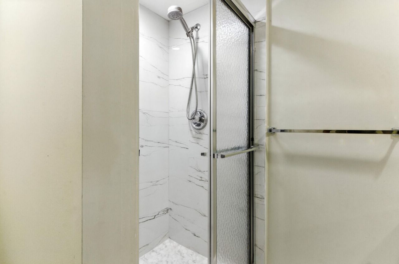 622 6th Way, West Palm Beach, FL 33407 Photo