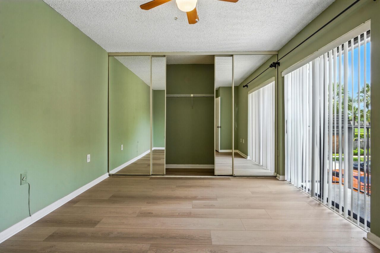 622 6th Way, West Palm Beach, FL 33407 Photo