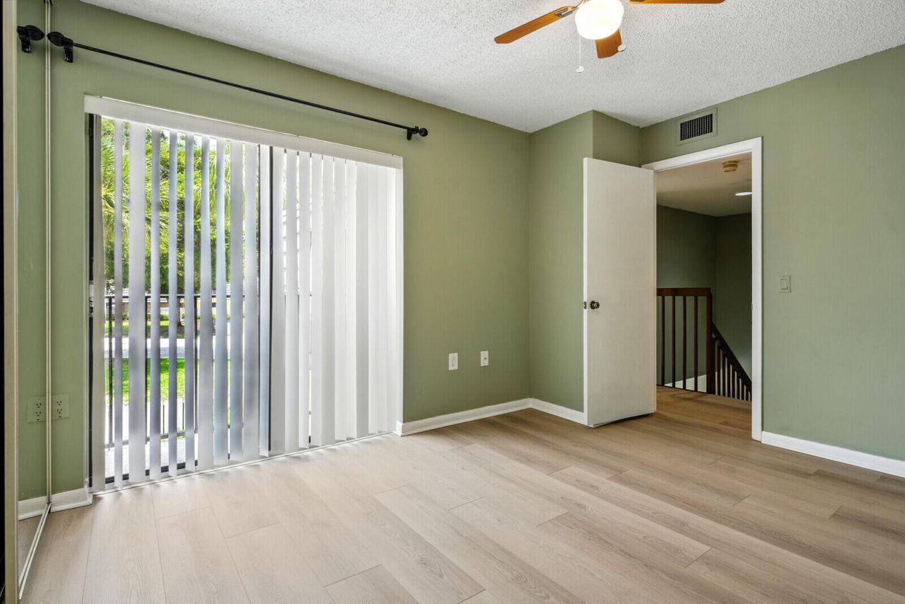 622 6th Way, West Palm Beach, FL 33407 Photo