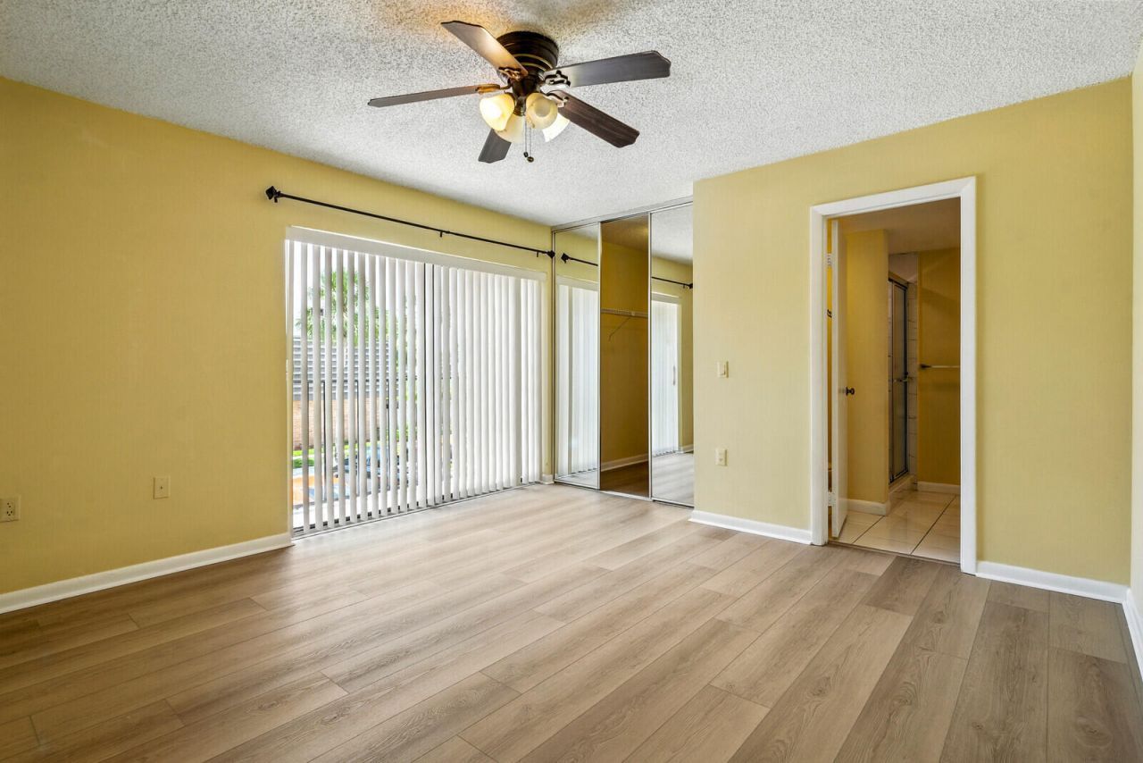 622 6th Way, West Palm Beach, FL 33407 Photo