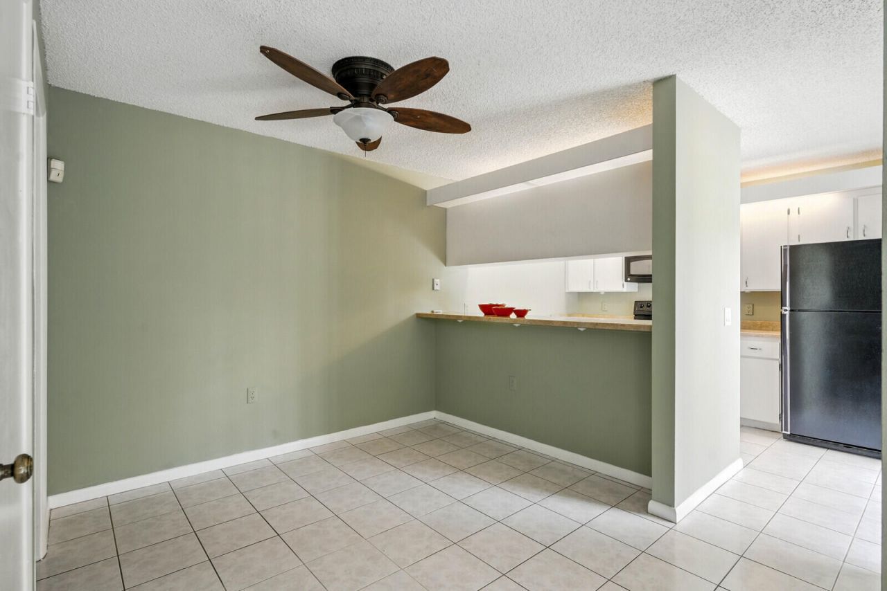 622 6th Way, West Palm Beach, FL 33407 Photo