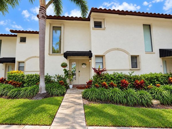 7200 NW 2ND Avenue, Unit 49, Boca Raton, FL 33487