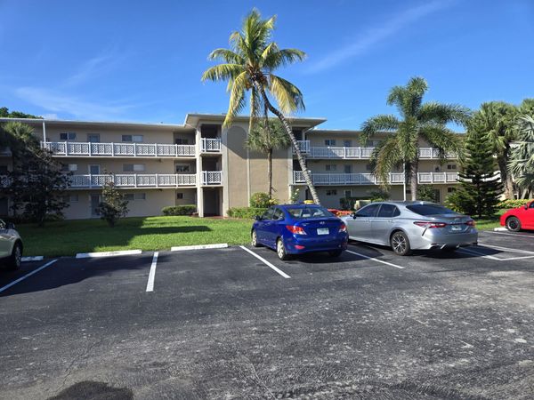 2682 Garden Drive S, Unit 304, Lake Worth, FL 33461