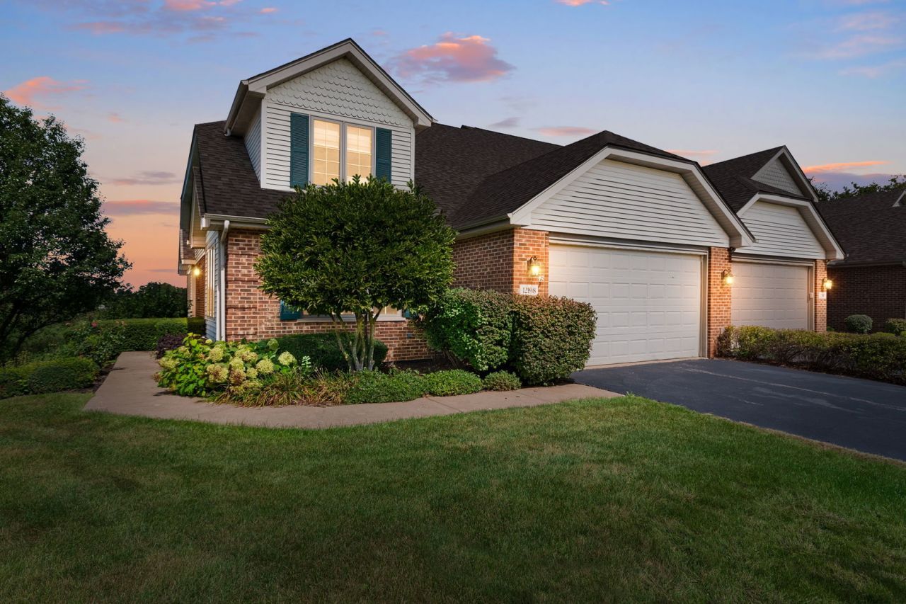 12198 Oxford Court, Lemont, IL 60439 Main Photo