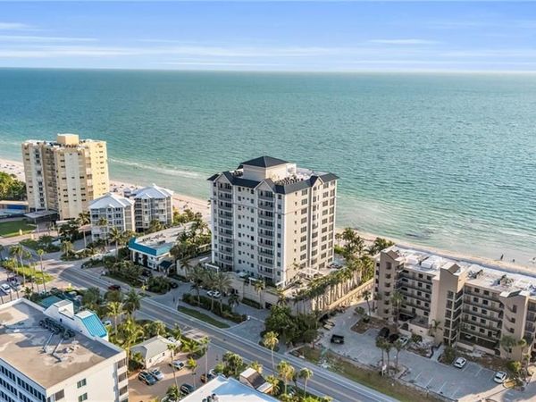 9235 Gulf Shore DR , Unit PH-01, NAPLES, FL 34108