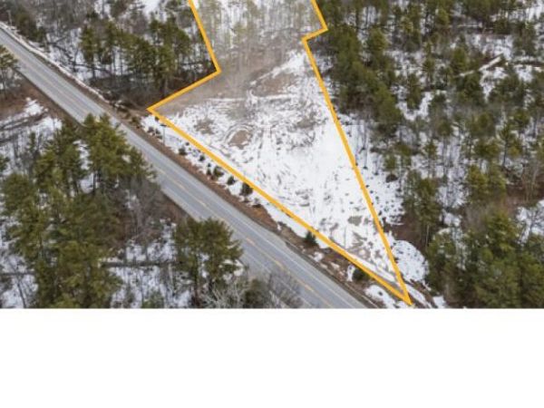 370 Country Club Road , Sanford, ME 04073