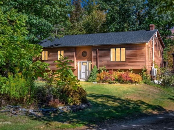 29 Beech Grove Avenue , Glenburn, ME 04401