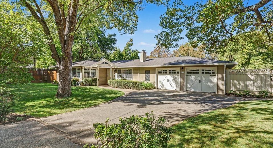 4725 Moore Way, Carmichael, CA 95608 Photo