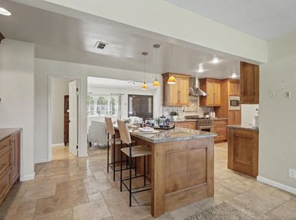4725 Moore Way, Carmichael, CA 95608 Photo