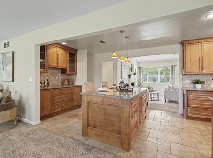 4725 Moore Way, Carmichael, CA 95608 Photo
