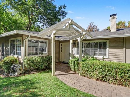 4725 Moore Way, Carmichael, CA 95608 Photo