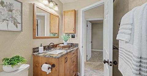 4725 Moore Way, Carmichael, CA 95608 Photo