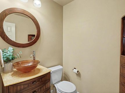 4725 Moore Way, Carmichael, CA 95608 Photo