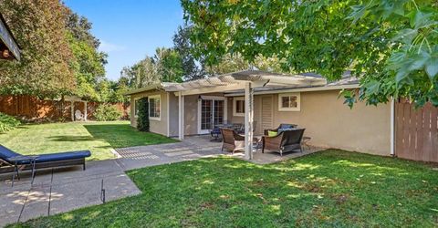 4725 Moore Way, Carmichael, CA 95608 Photo