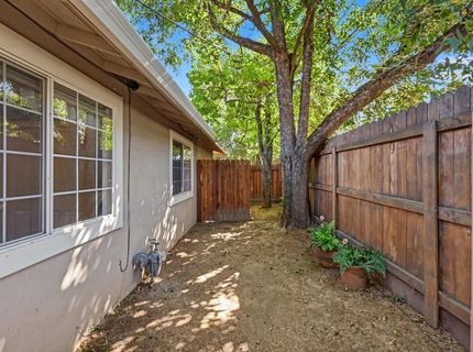 4725 Moore Way, Carmichael, CA 95608 Photo