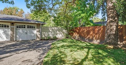 4725 Moore Way, Carmichael, CA 95608 Photo
