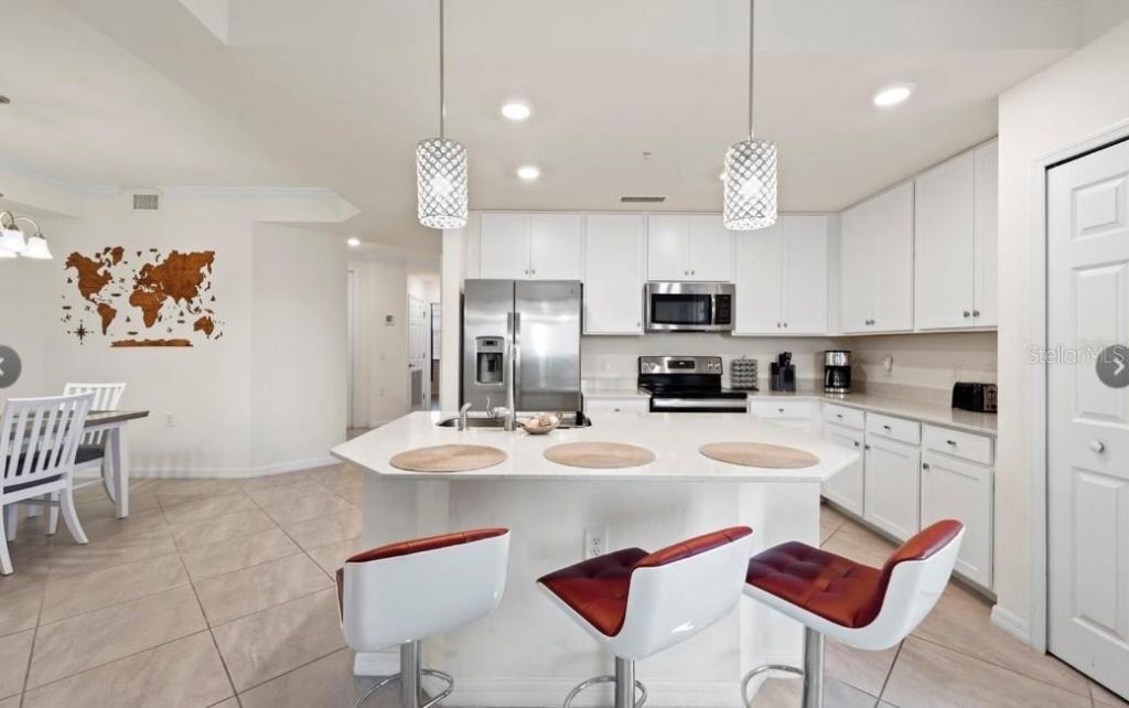 17704 Gawthrop Drive, Unit 201, Bradenton, FL 34211 Photo