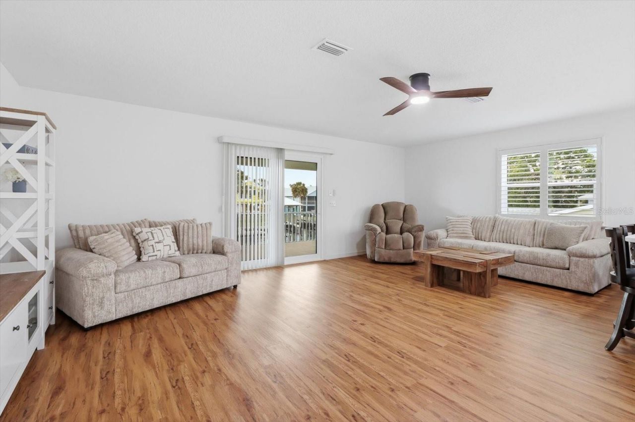 2060 NW 19th Street, Crystal River, FL 34428 Photo