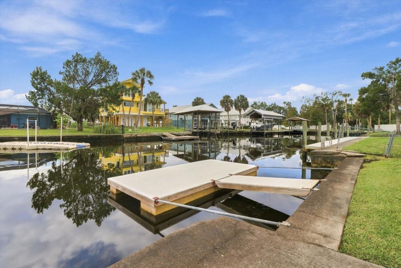 2060 NW 19th Street, Crystal River, FL 34428 Photo